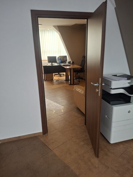 Metrou Brancoveanu, inchiriez spatiu de birouri, 248 mp, 2.480 euro